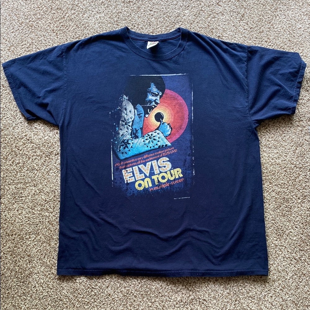 Fruit of the Loom “Elvis On Tour” (2017) Graphic Short Sleeve XLTee - Navy Blue